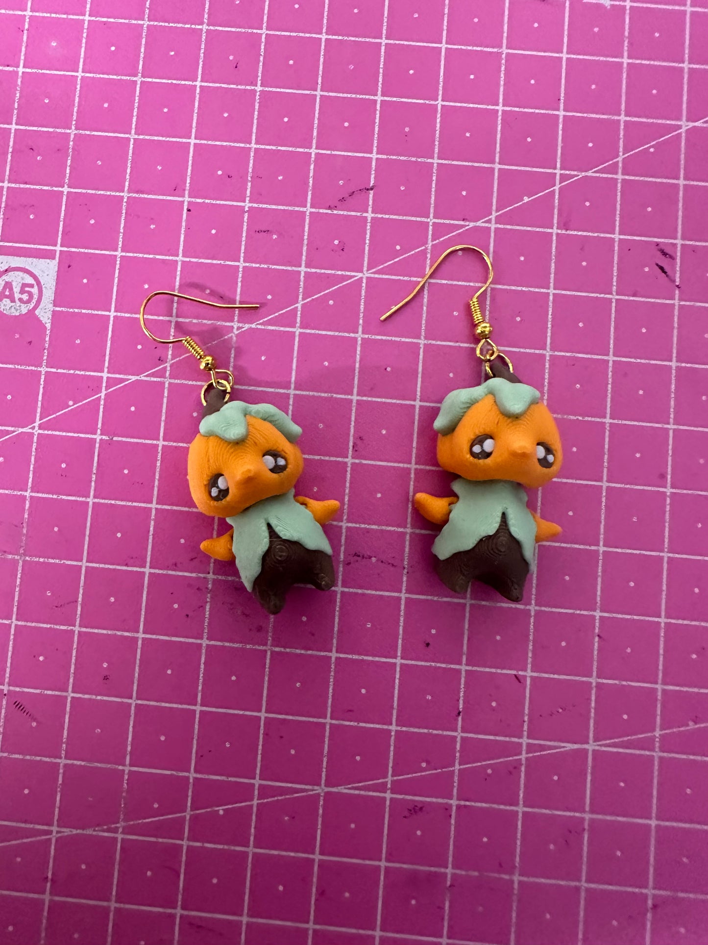 Pumpkin Man Ohrring – Verspielter Ohrschmuck für Halloween Layers in Green