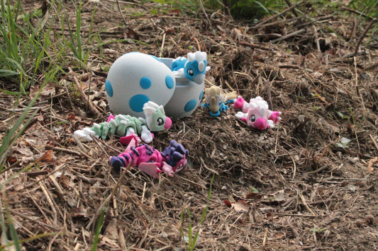 Velociraptor + Ei – Detailreiche Dinofigur für Sammler Layers in Green