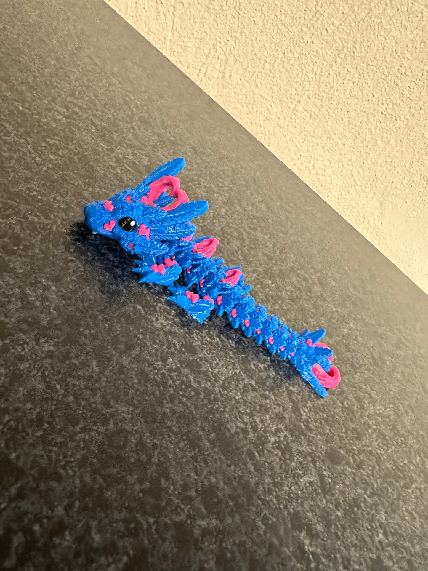 Herzlicht-Baby-Drache – Ein Symbol der Liebe & Magie Cinderwing3D