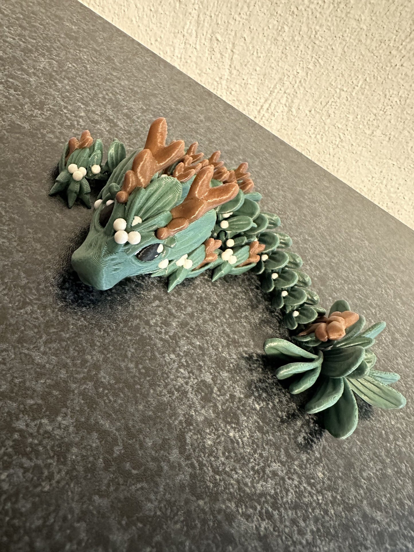 Winterzauber mit dem Mistelzweig-Baby-Drachen Cinderwing3D