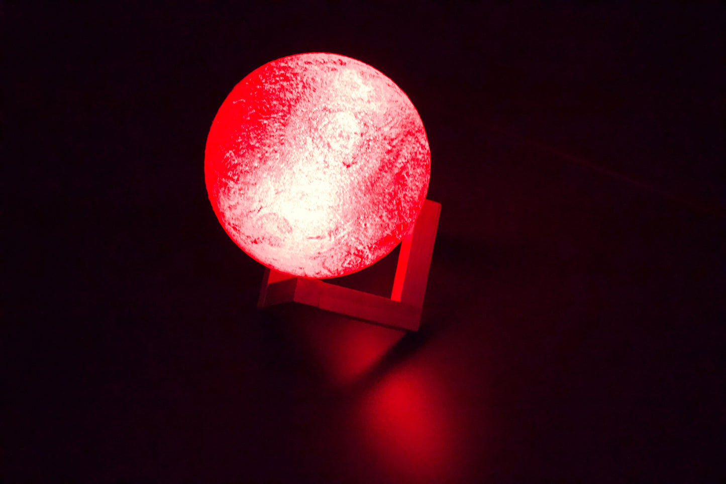 Magische Planetenlampe – Dein Stück Universum für Zuhause ForgeCore