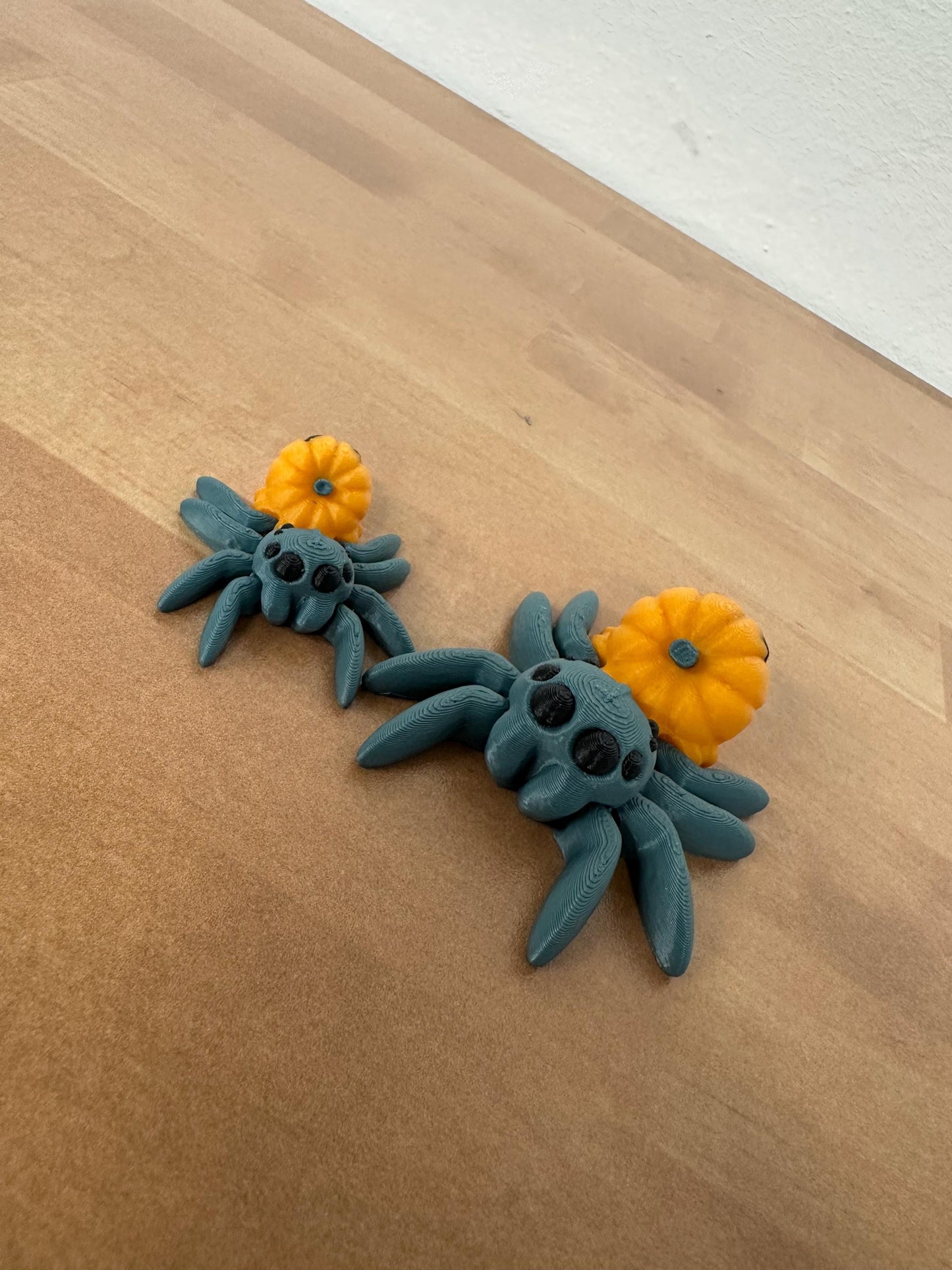 Fröhlich und Gruselig – die Halloween Jacko-Spinne Cinderwing3D