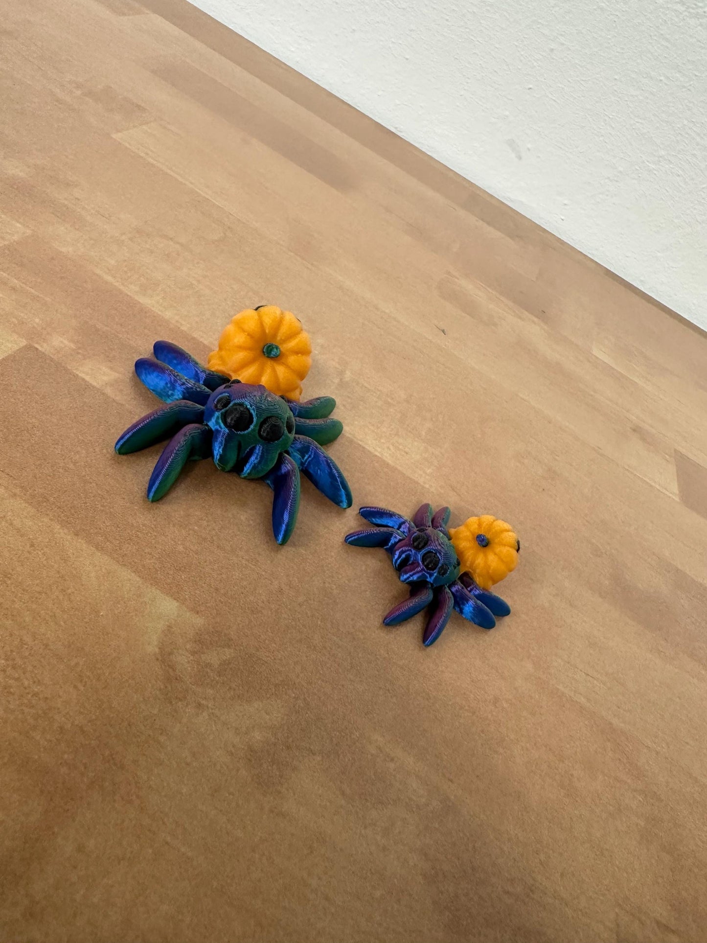 Fröhlich und Gruselig – die Halloween Jacko-Spinne Cinderwing3D