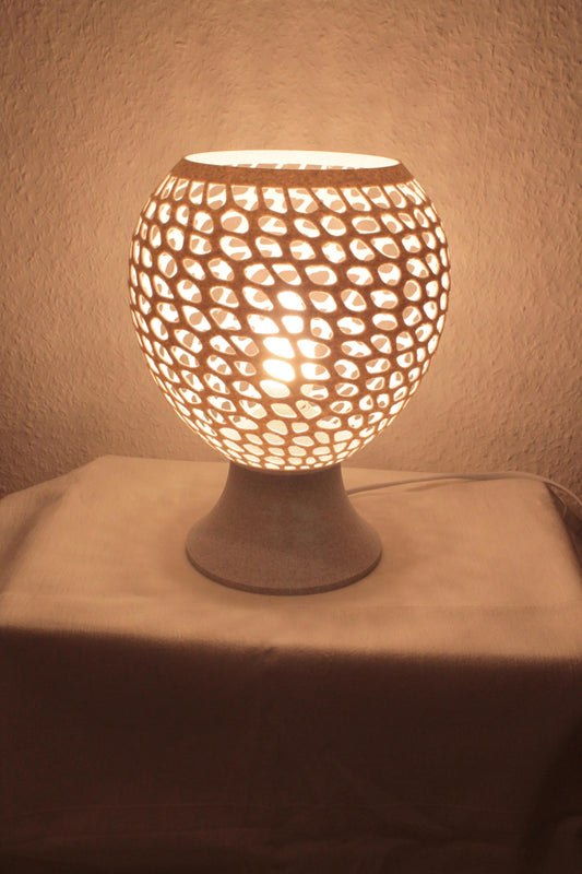 Design Stehlampe – Ein kunstvolles Lichtobjekt IT Dienstleistungen