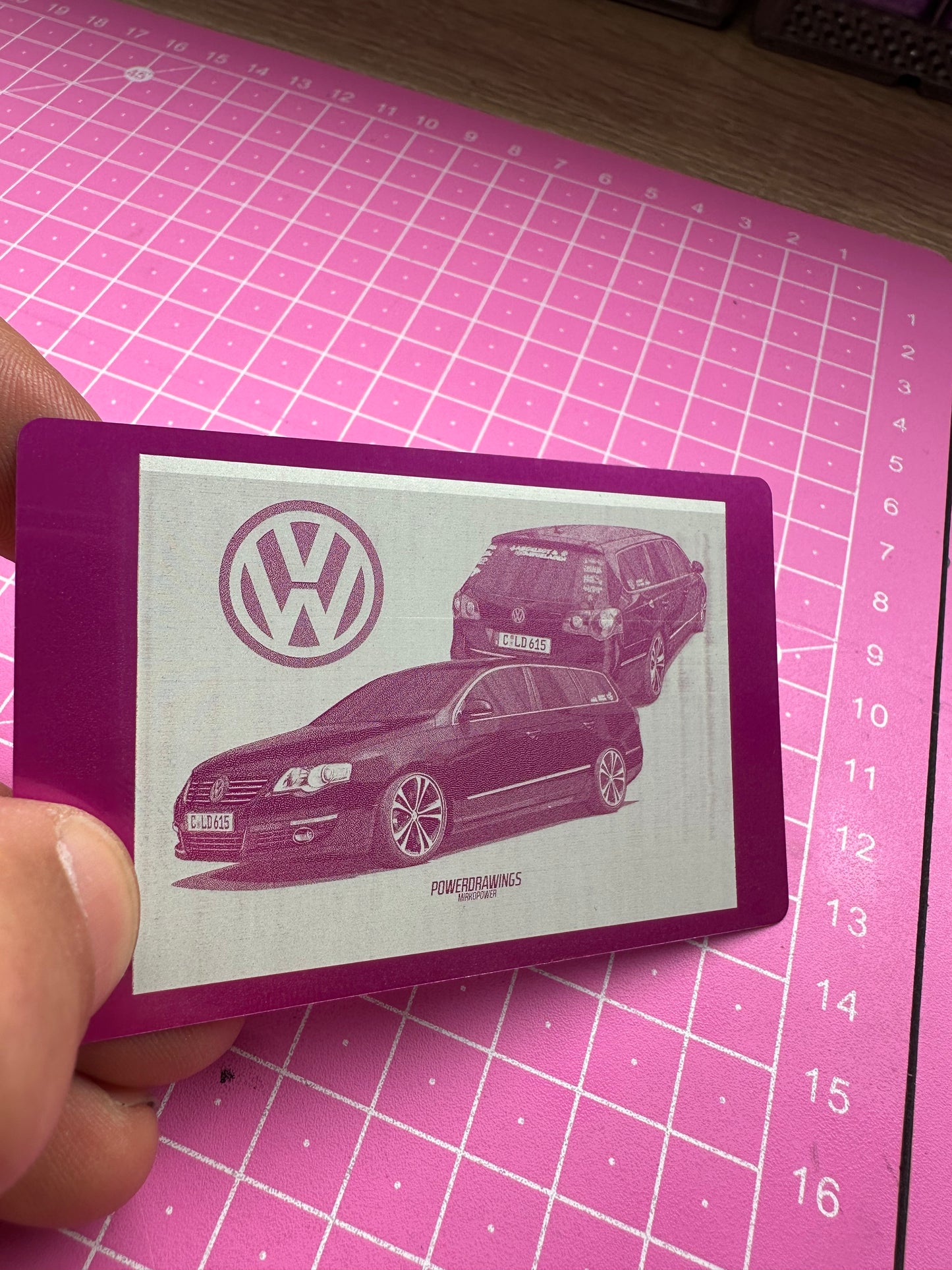 Dein Bild auf Metallkarte – personalisiert (Alu Visitenkartenformat) byteandprint.de