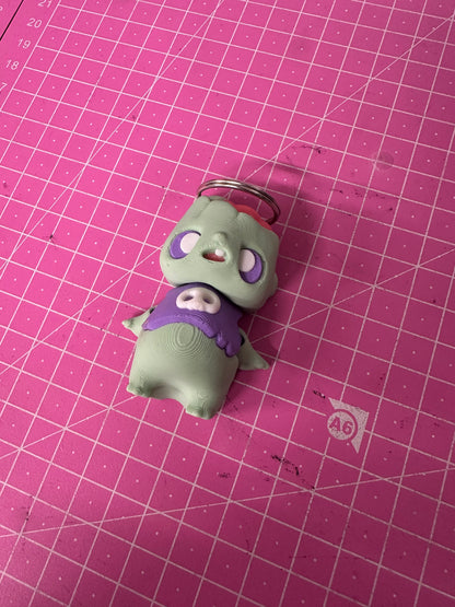 Zombiefigur Keychain – Gruseliger Schlüsselanhänger für Halloween Layers in Green