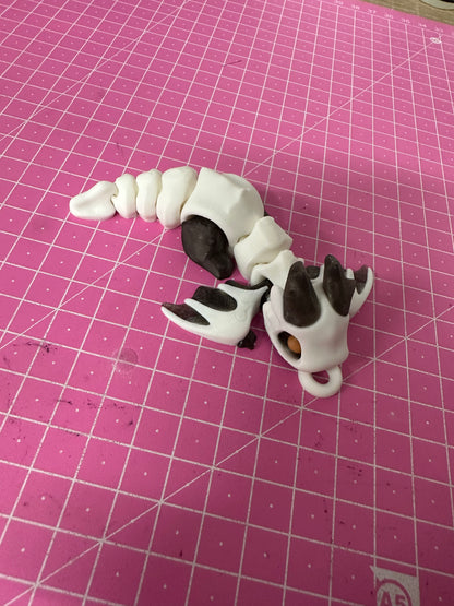 Marrow – Mystische Fantasy-Figur voller Geheimnisse Layers in Green