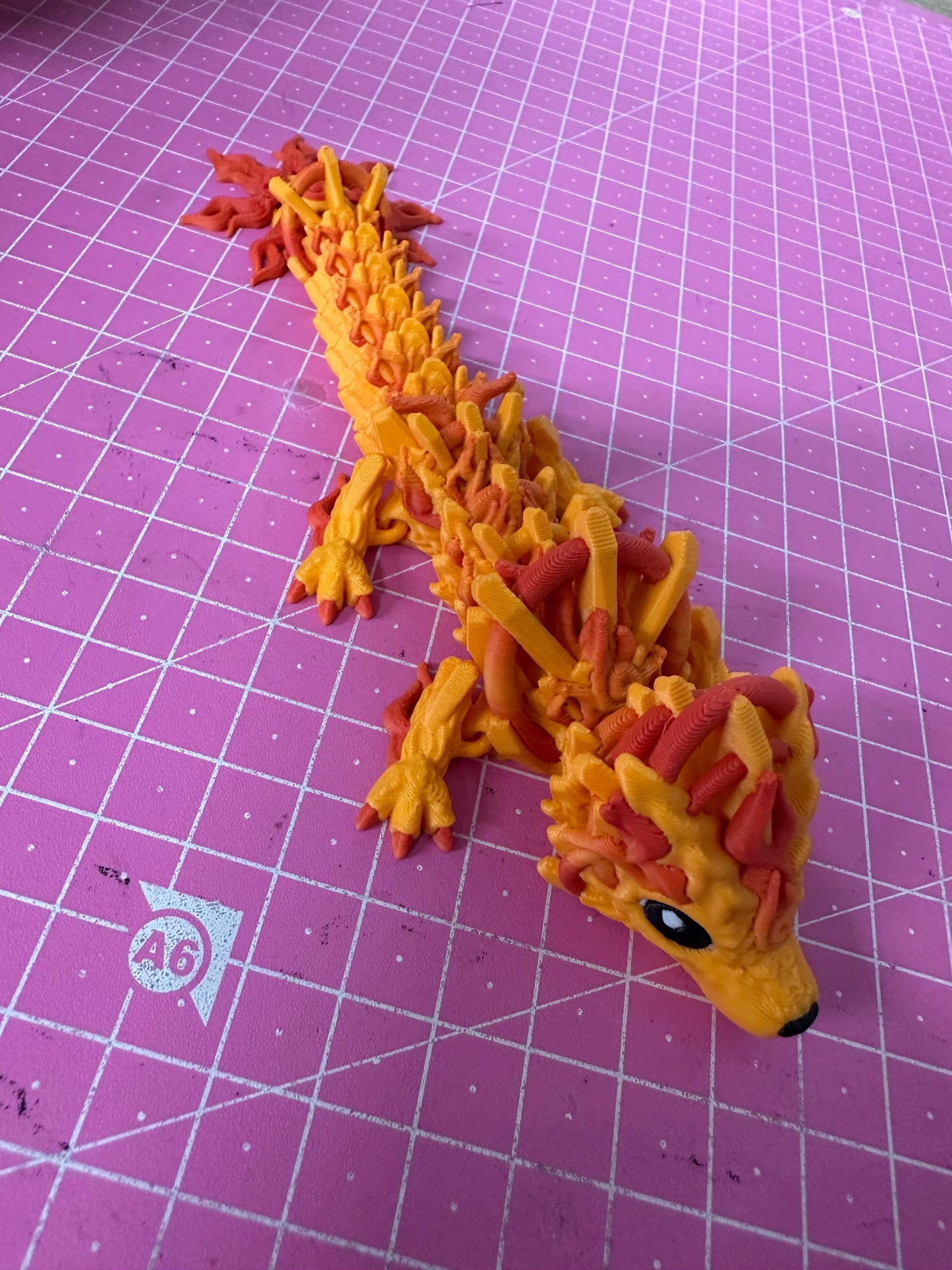 Baby Solar Dragon – Strahlende Drachenfigur in Normal & Winged Cinderwing3D