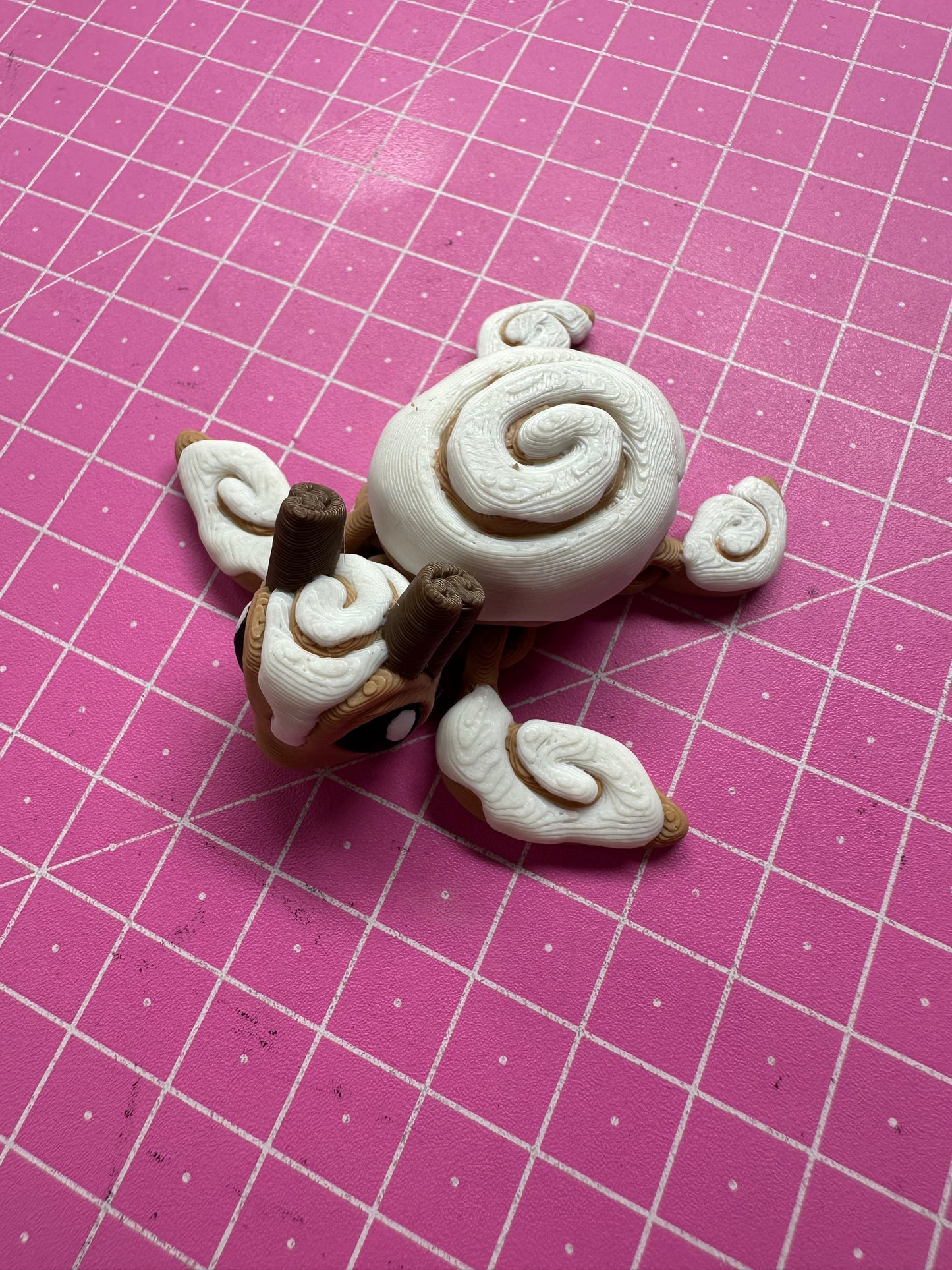 Cinnaswirl Turtle – Süße Zimtschnecken-Magie in Schildkrötenform Cinderwing3D