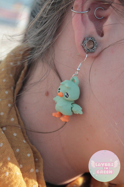 Goose Ohrringe – Verspielter Ohrschmuck mit Gänse-Charme Layers in Green