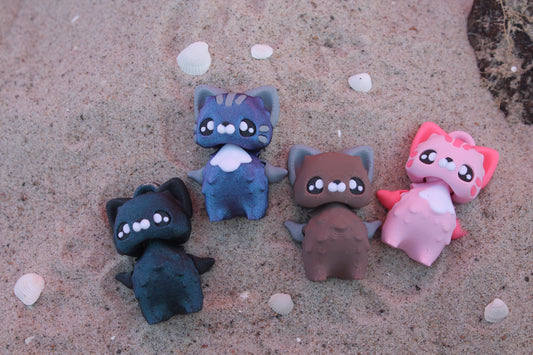 Cat Pixie mit Schlüsselanhänger – Magischer Begleiter für unterwegs Layers in Green