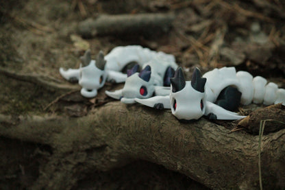 Marrow – Mystische Fantasy-Figur voller Geheimnisse Layers in Green