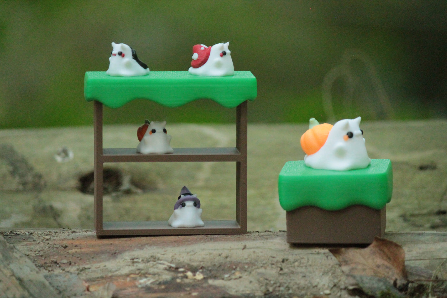 Ghost Snail mit Regal & Box – Magische Deko mit Aufbewahrung Layers in Green