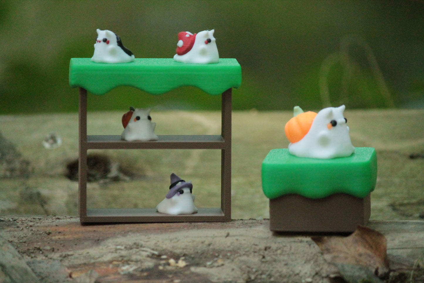 Ghost Snail mit Regal & Box – Magische Deko mit Aufbewahrung Layers in Green