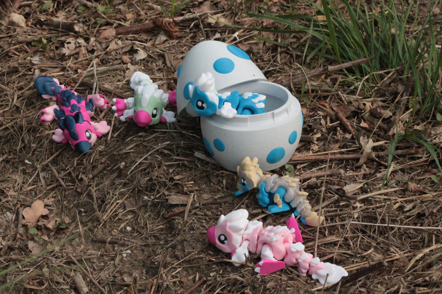 Velociraptor + Ei – Detailreiche Dinofigur für Sammler Layers in Green