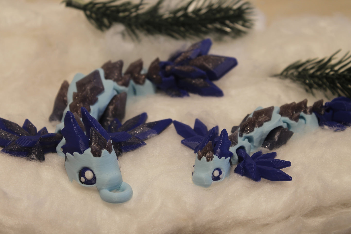 Frost Dragon – Majestätischer Eisdrachen voller Wintermagie Layers in Green