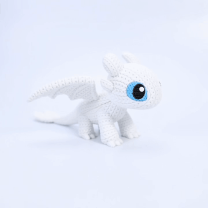 Knitted Light Dragon Companion – Anmutiger Fantasy-Drache im cozy Stricklook Whale 3D Studio