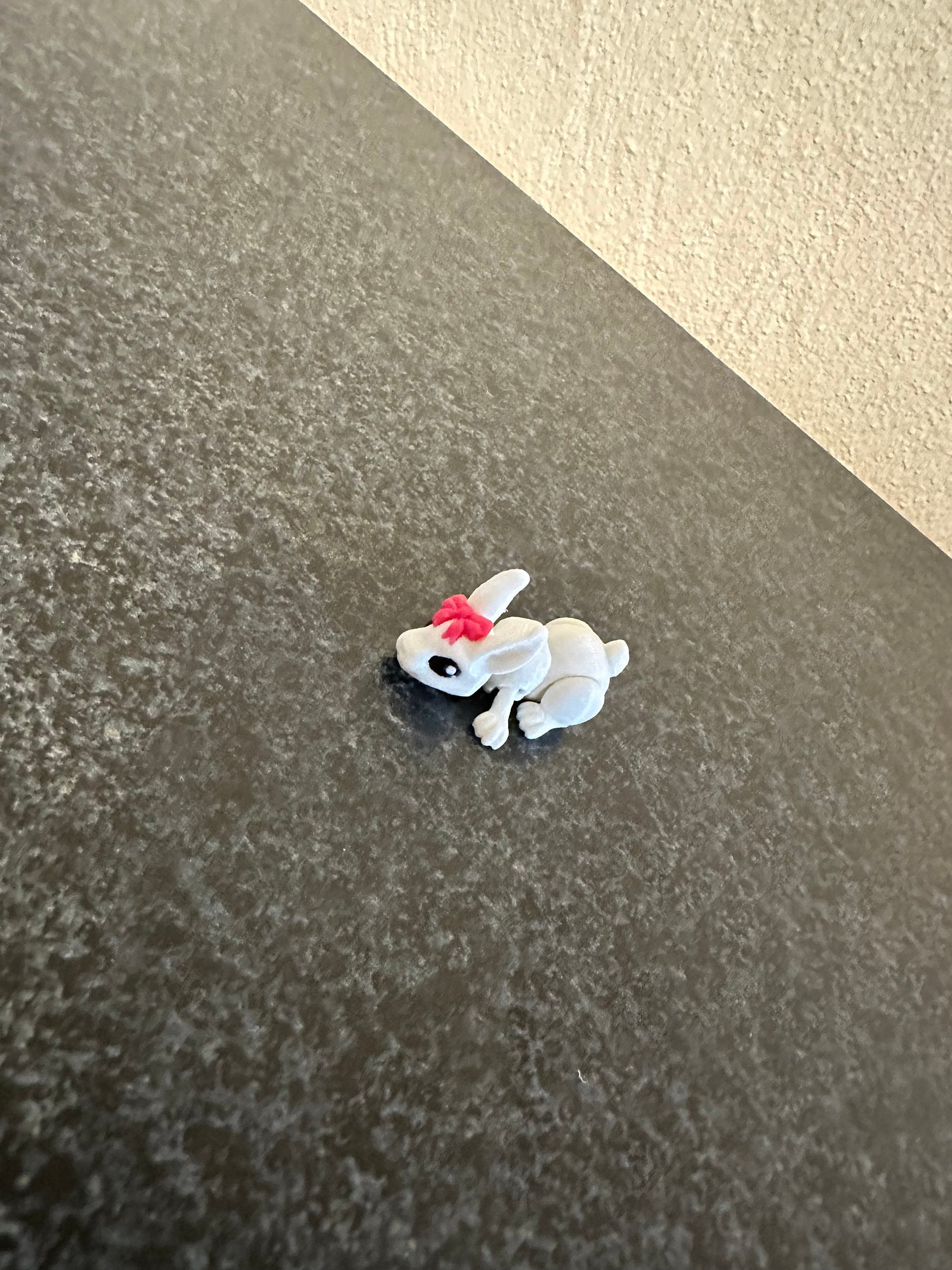 Tiny Bunny Bow – Der zauberhafte Osterhase mit Schleife Cinderwing3D
