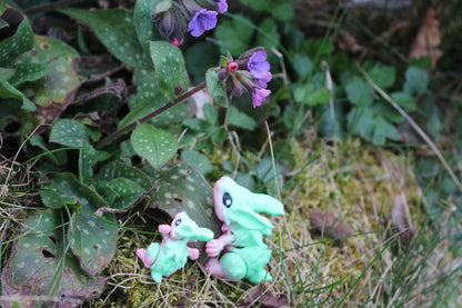 Tiny Crystal Bunny – Ein Hauch von Zauber und Eleganz Cinderwing3D