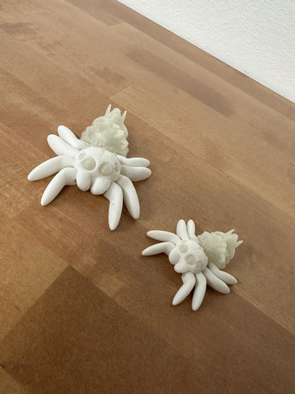 Geisterhafte Hollow-Spinne – Leuchtender Grusel für Dein Zuhause Cinderwing3D