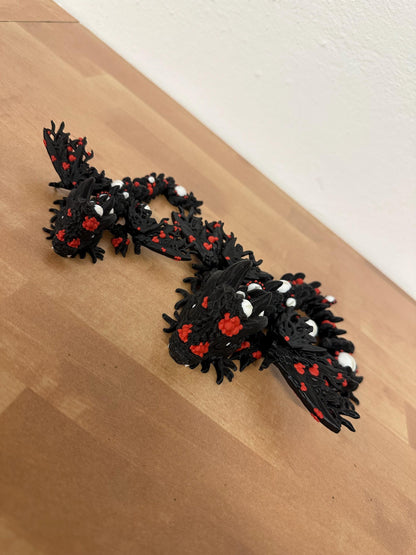 Verfluchter Baby-Drachen – Mystische Dunkelheit erwacht und hebt sich in die Lüfte Cinderwing3D