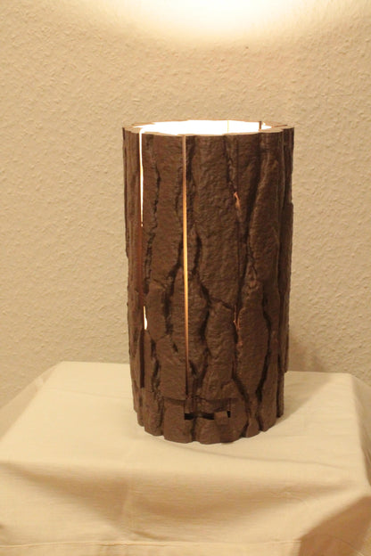 Magische Baumstamm-Lampe – Natur trifft Design ForgeCore