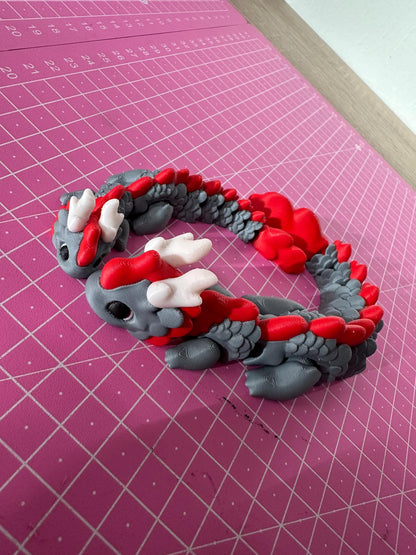 Baby Kaida – Der kleine Wald-Drache mit magischem Charme Layers in Green