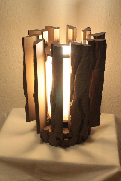 Magische Baumstamm-Lampe – Natur trifft Design ForgeCore