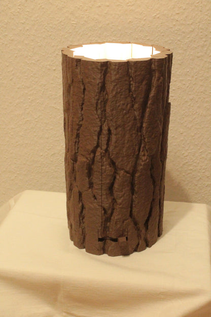 Magische Baumstamm-Lampe – Natur trifft Design ForgeCore