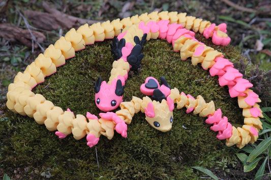 Liebeszauber-Schlange – Ein Symbol der Verbundenheit Layers in Green