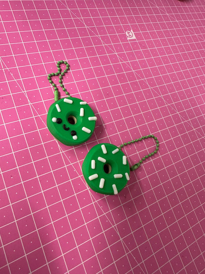 Süßer Donut Schlüsselanhänger – Doppelt so lecker Layers in Green