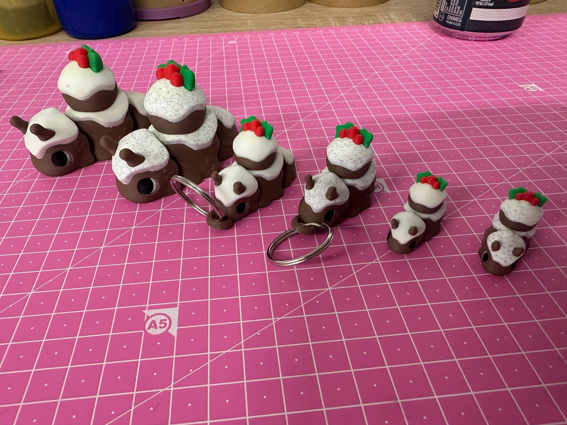 Lebkuchen-Schnecke – Ein süßer Genuss für dein Zuhause Layers in Green