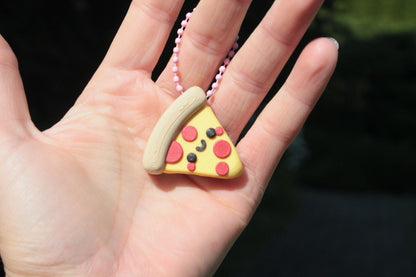 Pizza-Schlüsselanhänger Set – 6 Stück zum Teilen & Sammeln Layers in Green