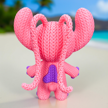 Knitted Pink Alien Companion – Cozy Sci-Fi Fanart Figur Whale 3D Studio