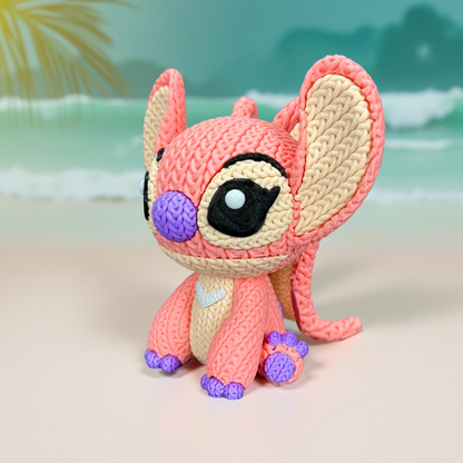 Knitted Pink Alien Companion – Cozy Sci-Fi Fanart Figur Whale 3D Studio