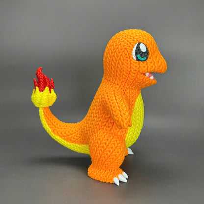 Knitted Fire Lizard Buddy – Cozy Monster Fanart Figur Whale 3D Studio