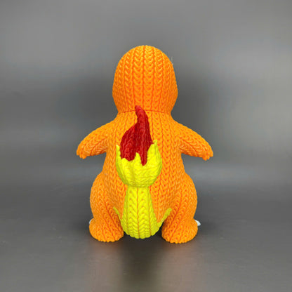 Knitted Fire Lizard Buddy – Cozy Monster Fanart Figur Whale 3D Studio