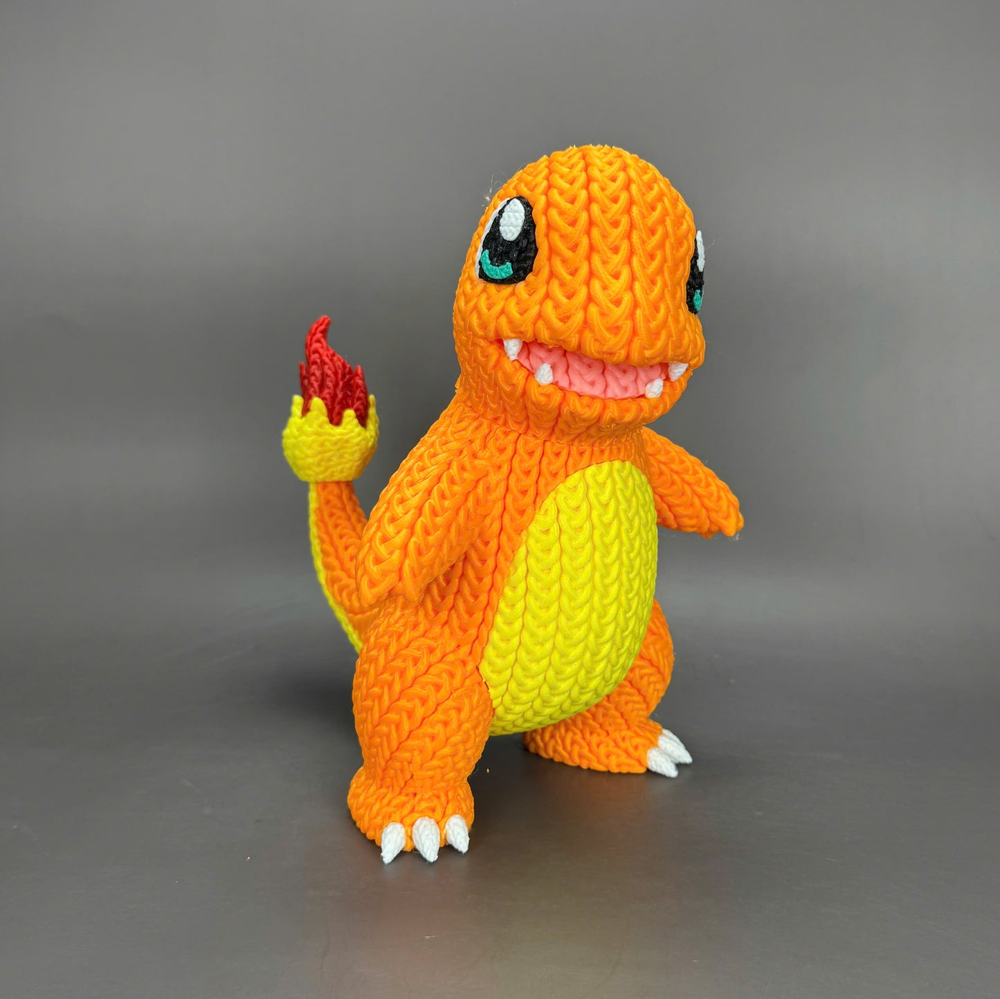 Knitted Fire Lizard Buddy – Cozy Monster Fanart Figur Whale 3D Studio